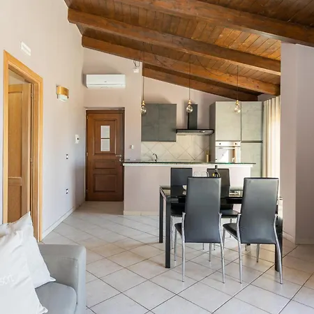 Gravina Residence - Villas & Apartments