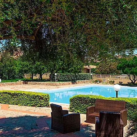 Gravina - & 3*