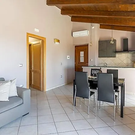 Gravina - & 3*