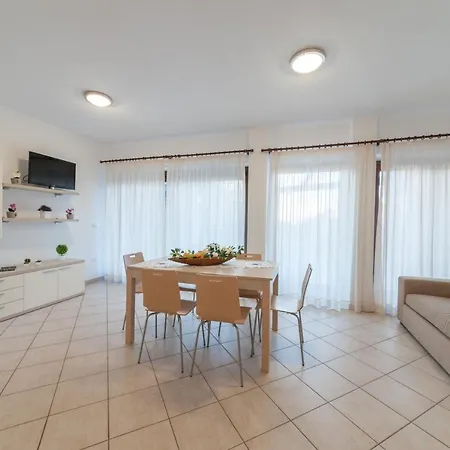 Gravina - & Appart hôtel 3*