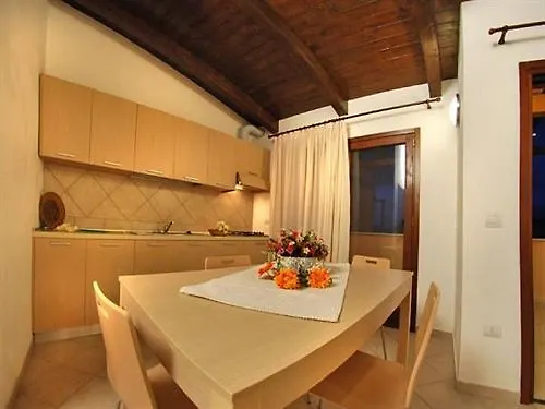 Gravina - & 帕拉迪索海岸