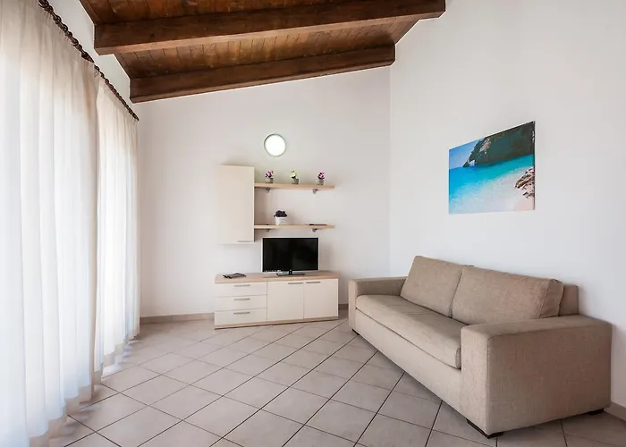 Gravina - & 公寓式酒店 3*